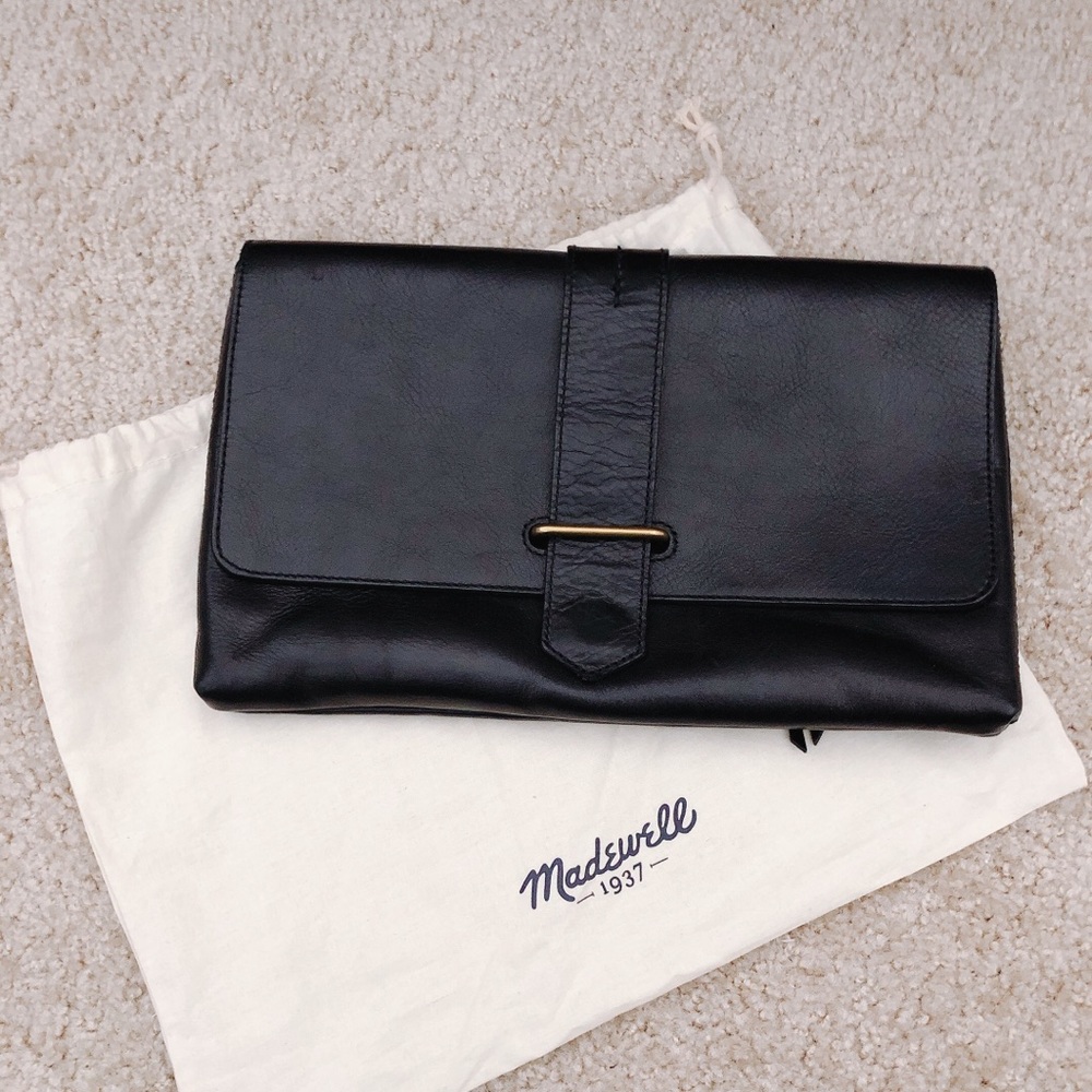 Madewell black leather clutch